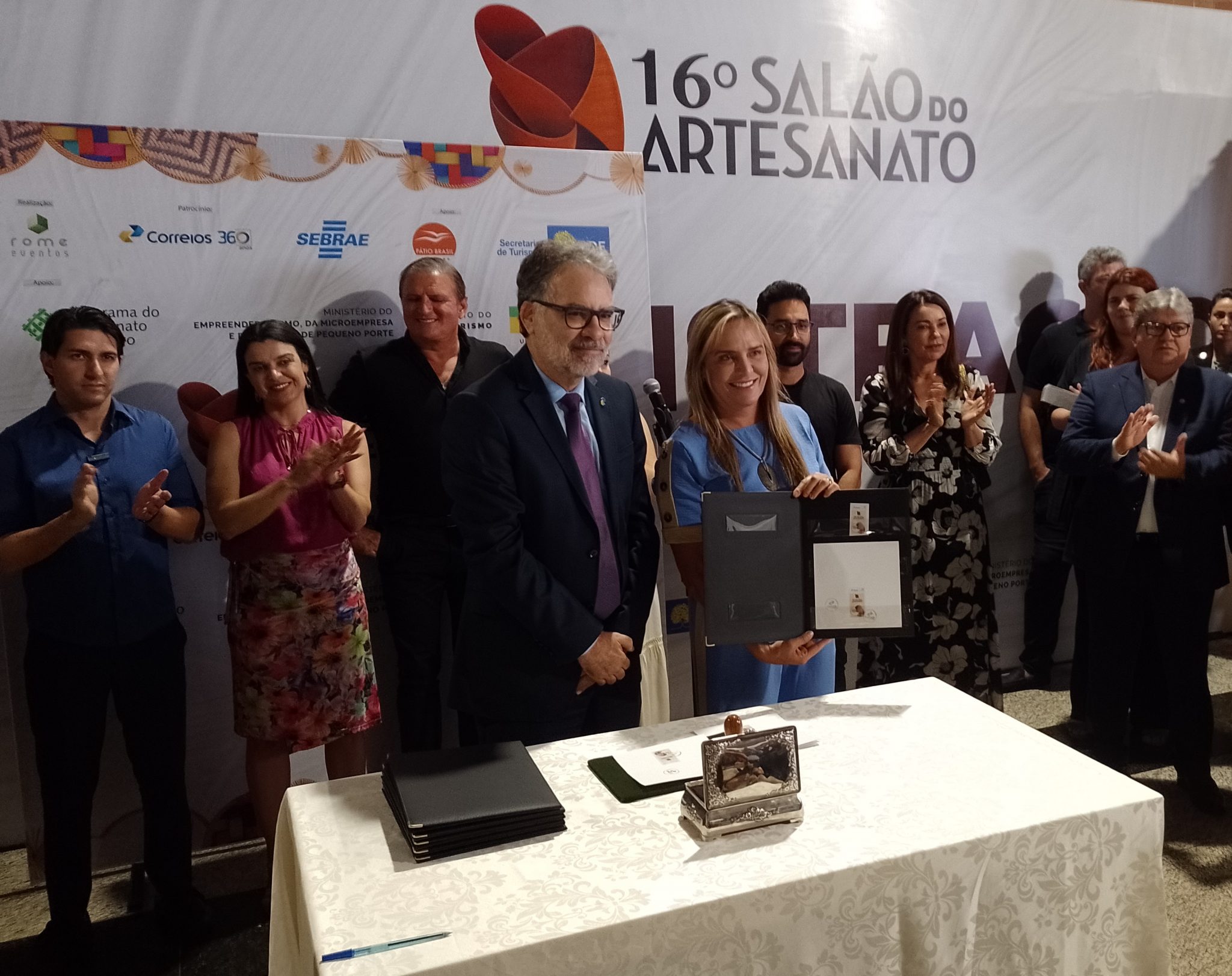 Abertura Oficial Do Sal O Do Artesanato Tem Lan Amento De Selo Dos