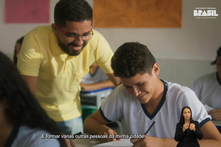 Campanha De Fim De Ano Do Governo Fala Do Poder Transformador Do Bolsa