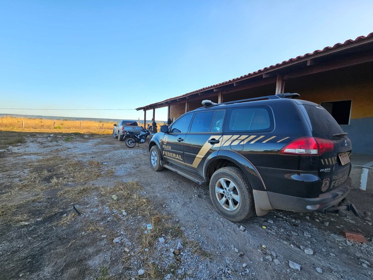 Pf Resgata Trabalhadores Em Situa O De Trabalho An Logo