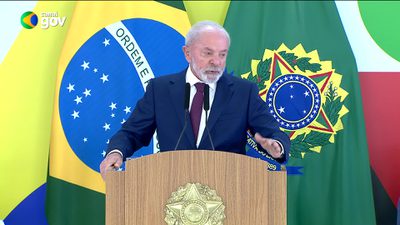 18.12.2025(Brasília - DF) Presidente Lula conversa com os jornalistas no Palácio do Planalto. 03