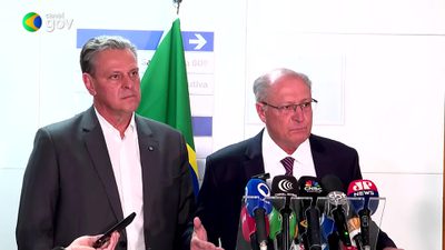 04.08.2025 (Brasília - DF)Vice-Presidente Geraldo Alckmin e ministro da Agricultura falam com jornalistas após reunião com representantes do setor produtivo
