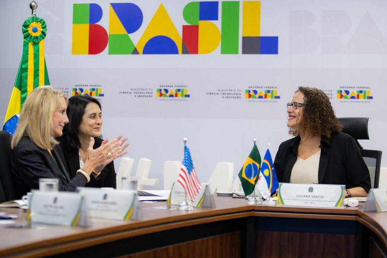 MCTI busca fortalecer parcerias com Estados Unidos, principal parceiro científico do Brasil