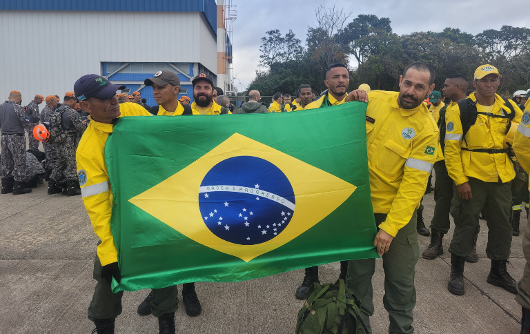 Missão humanitária do governo brasileiro conta com brigadistas do ICMBio