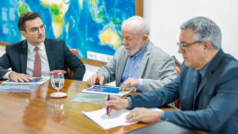 Presidente Lula marca para próxima semana posse do ministro do Turismo, Celso Sabino