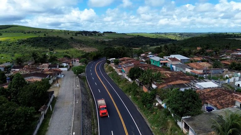 DNIT conclui serviços de manutenção em 14,40 quilômetros da BR-101 Sul em Alagoas