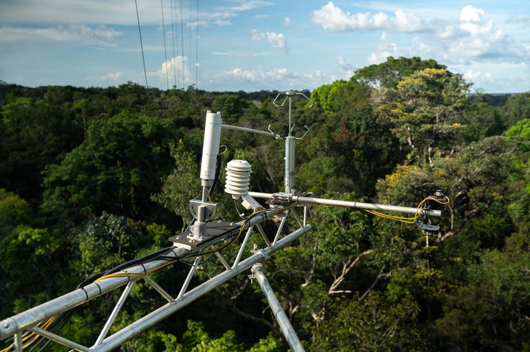 Especial MCTI: Primeiro e único sensor que mede fluxo de metano na Amazônia está no complexo da Torre ATTO