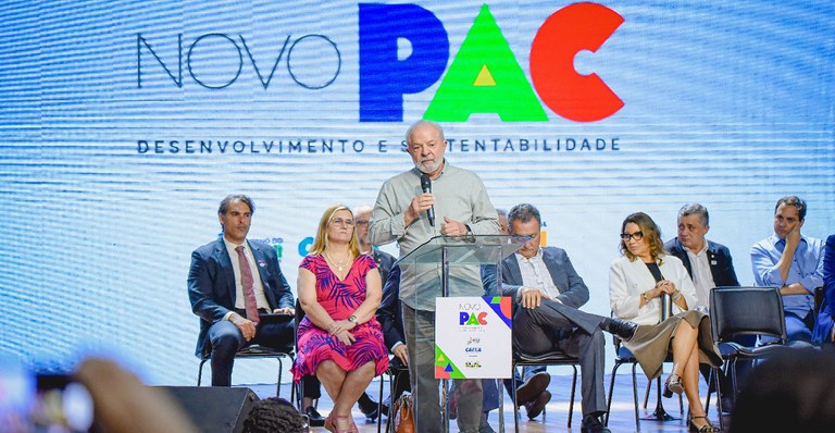 MCom anuncia investimento em conectividade para 3.778 escolas no Piauí