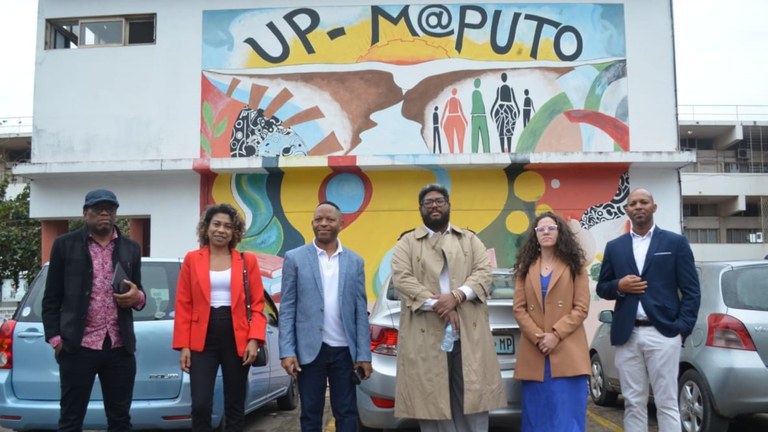 Ministério da Igualdade Racial visita campus da Universidade Pedagógica de Maputo, em Moçambique