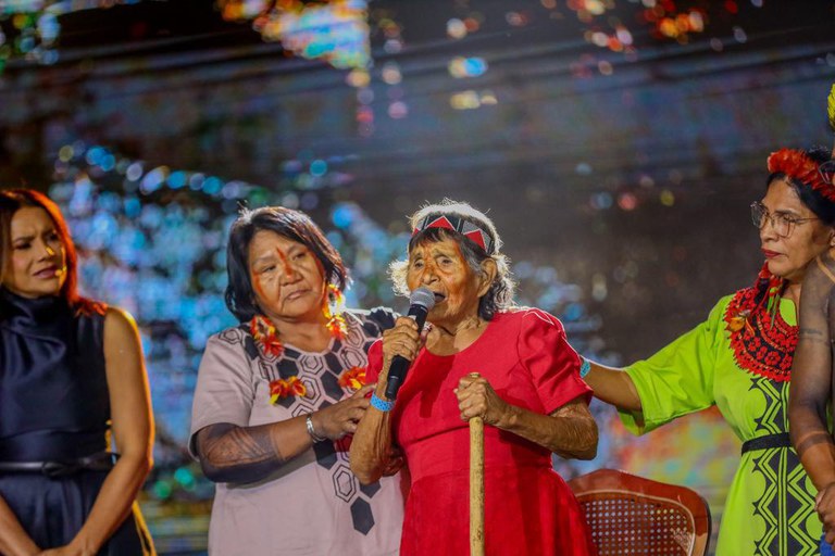 Na abertura dos Diálogos Amazônicos, indígenas apontam desafios da região