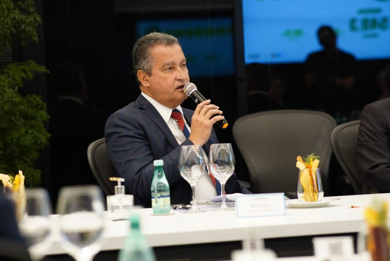 Na Febraban, Rui Costa destaca atração do investimento privado como prioridade do Novo PAC