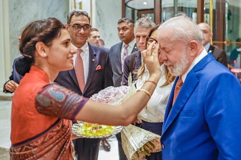 Lula chega à Índia para participar da Cúpula do G20