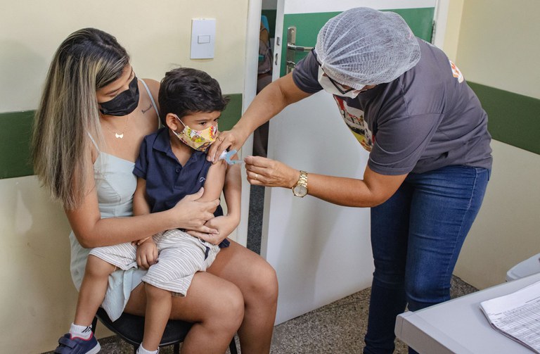 Fiocruz aponta retomada do crescimento na cobertura vacinal infantil