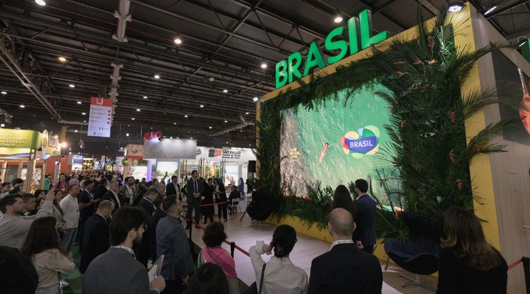 Campanha “Disfruta un Brasil Espectacular” quer atrair turistas latinoamericanos