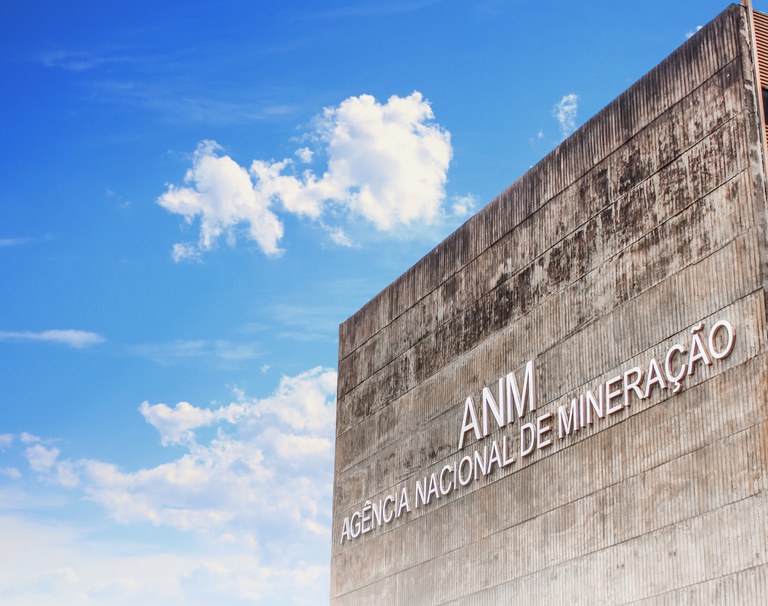 ANM distribui R$ 900 milhões de royalties da mineração a estados e municípios