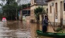 Brasil apresenta estratégias para oferecer assistência a vítimas de desastres naturais