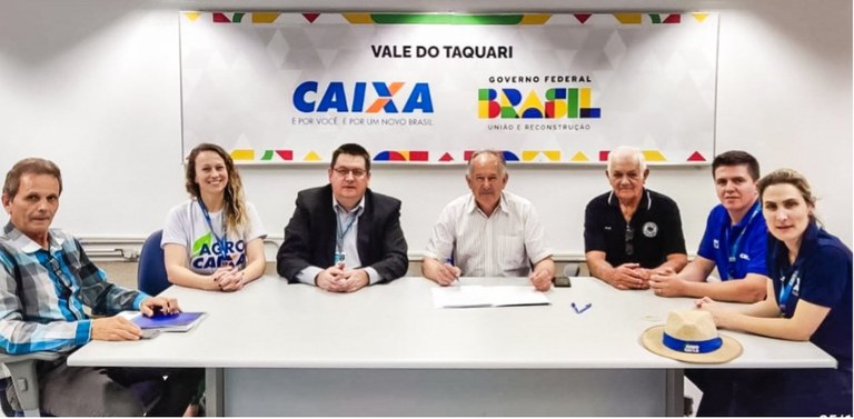 CAIXA celebra assinatura de convênio com a Arla Cooperativa de Lajeado (RS)