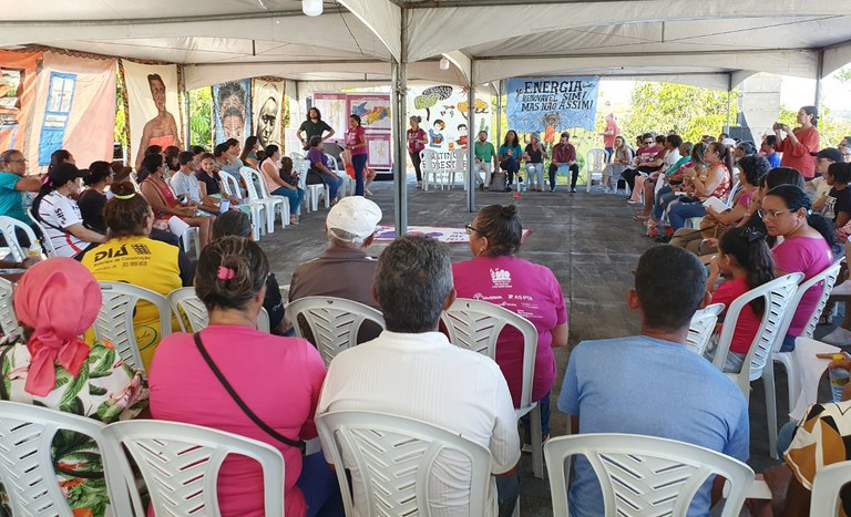 Caravana na Paraíba debate energia renovável com agricultores familiares