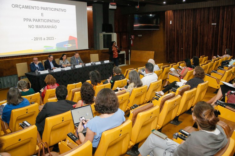 Experiências municipais, estaduais e internacionais colaboram para modelo de orçamento participativo do Brasil