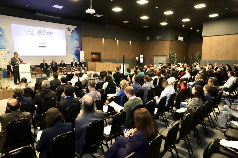 Manejo sustentável de florestas é tema de Conferência IUFRO 2023 América Latina