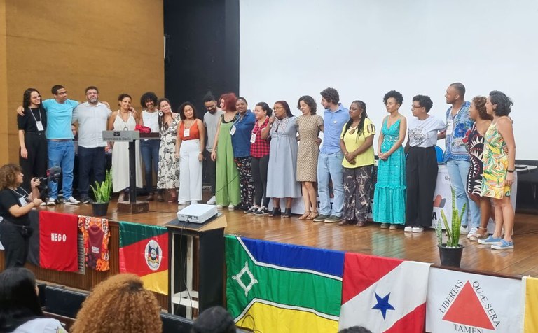 MEC oficializa parceria com Associação Brasileira de Pesquisadores Negros