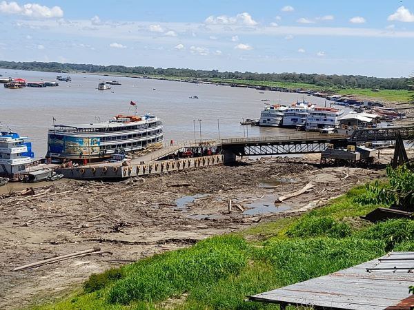Rios da Bacia do Amazonas dão sinais de estabilização e indicam que a seca pode estar no pico