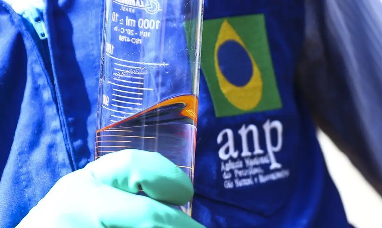 ANP iniciará estudo para futura regulação sobre captura, uso e armazenamento de carbono