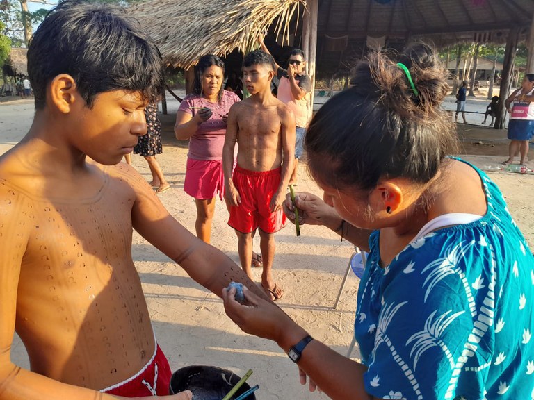 Festa da Menina Moça é resistência cultural de indígenas Tembé no Pará