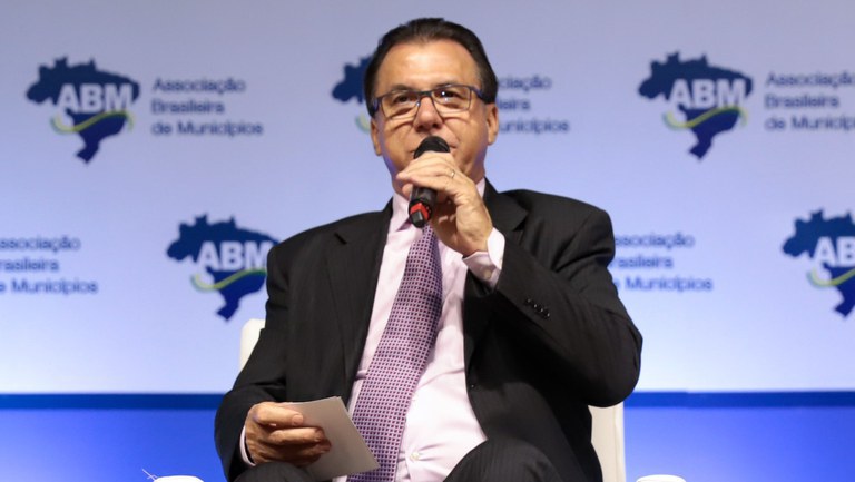 Luiz Marinho participa do IV Encontro Nacional de Municípios da ABM