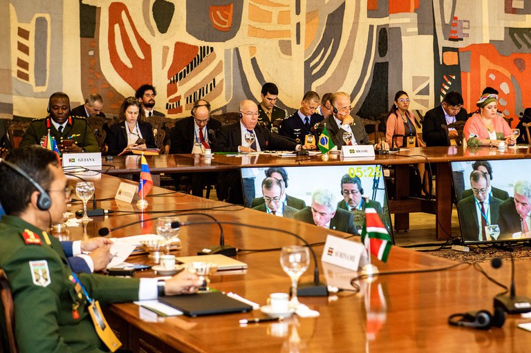 Ministro José Mucio destaca cooperação regional durante reunião com 12 países sul-americanos