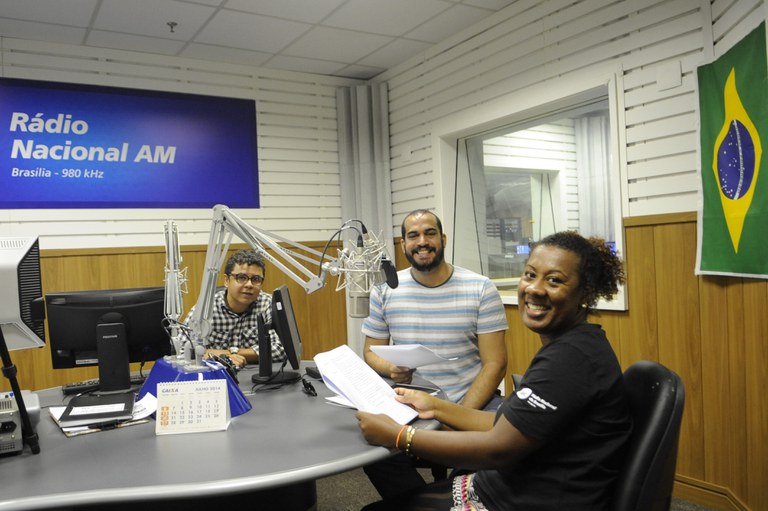 Programação da Rádio Nacional será transmitida para mais 10 cidades brasileiras
