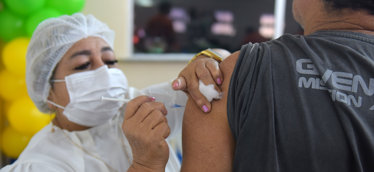 Vacinação contra a gripe é antecipada na Região Norte e começa nesta segunda-feira (13)