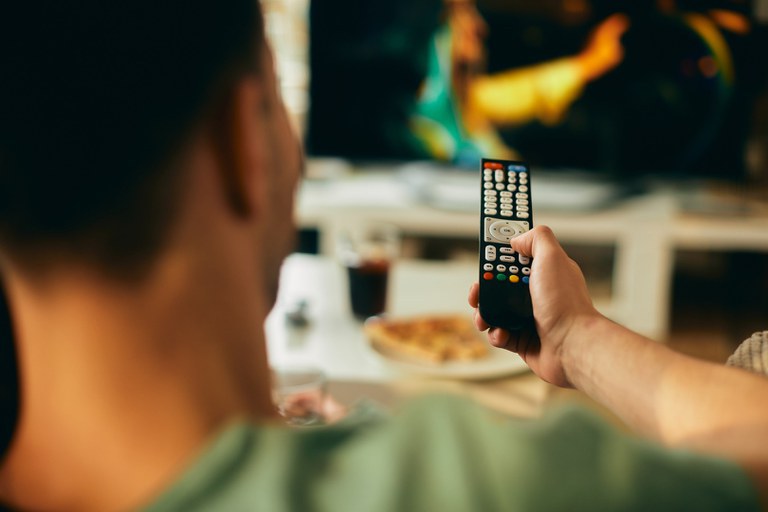 AGU assegura continuidade de cobrança de multa aplicada pela Anatel a empresa de TV por assinatura