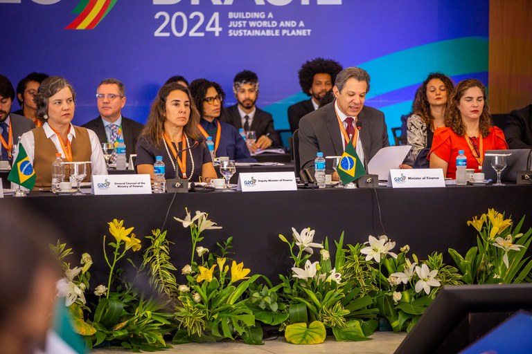 “Queremos melhorar os fluxos financeiros para os países que mais necessitam”, defende Haddad no G20