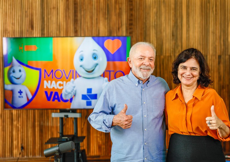 Lula e Nísia Trindade abordam politicas de saúde no Conversa com o Presidente