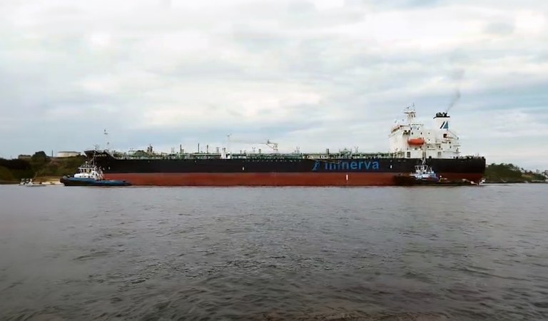 Ibama acompanhou situação de navio que ficou 23 dias fundeado no rio Amazonas