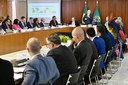 Na última reunião ministerial do ano, Lula elogia negociação do governo