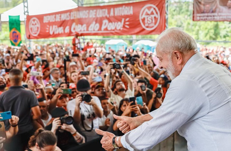 Presidente Lula participa de lançamento de conjunto habitacional em SP