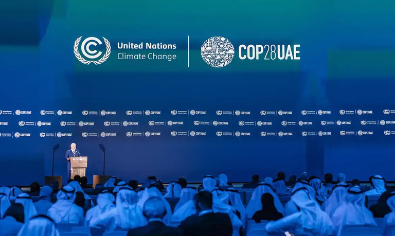 COP 28 termina com acordo para transição energética