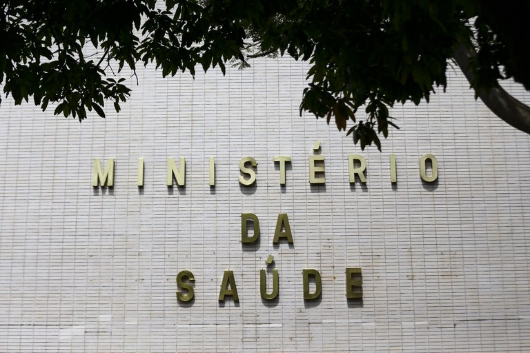 Ministério da Saúde vai retomar mais de 6,3 mil obras paradas para ampliar acesso ao SUS em todo Brasil