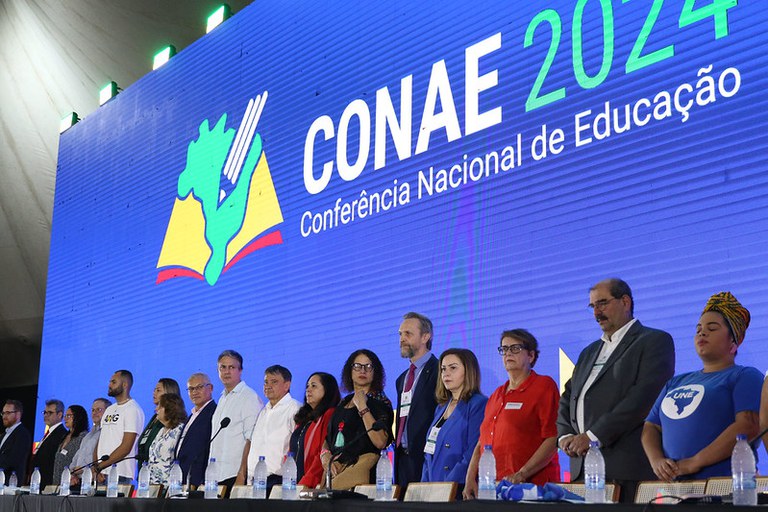 Ministro detalha ações de fortalecimento para a educação durante a abertura do Conae