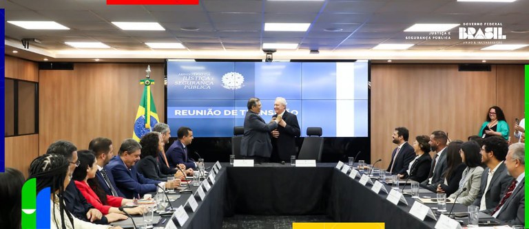 Ministro Flávio Dino apresenta resultados da 1ª Reunião de Transição do MJSP