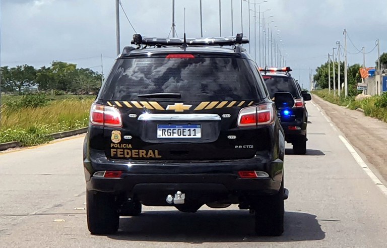 Polícia Federal cumpre novos mandados judiciais no âmbito da Operação Vigilância Aproximada