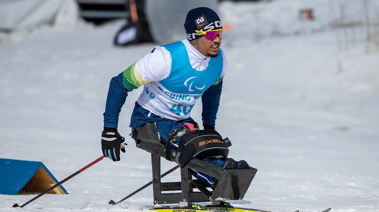 Rondoniense sensação do esqui cross-country paralímpico é ouro no Mundial de Toblach
