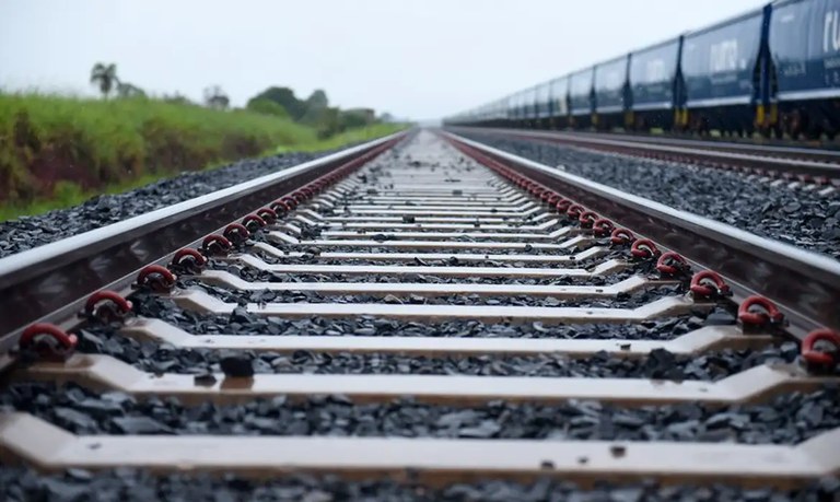 Sociedade apresenta 250 contribuições para a política de transporte ferroviário