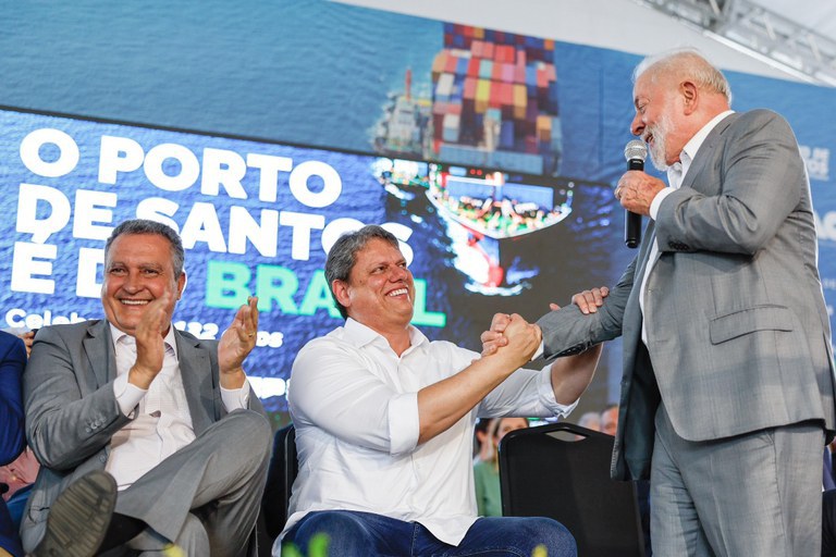 “Resultado de construção coletiva”, diz Lula sobre túnel que ligará Santos ao Guarujá