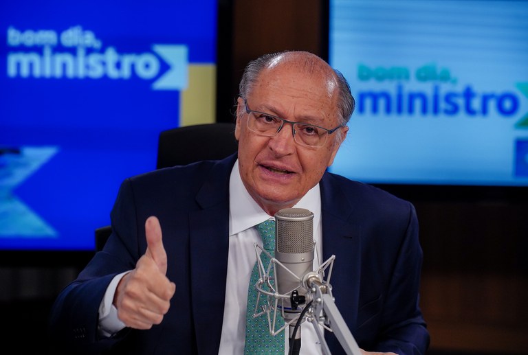 “Vamos recuperar a indústria brasileira”, garante Alckimin
