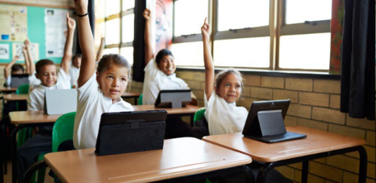 Conectividade nas Escolas: Anatel aprova projetos das fases 2 e 3