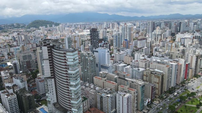 Censo 2022: mais de 80% dos brasileiros residem em casas, aponta levantamento do IBGE
