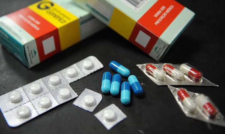 Fiocruz forneceu ao SUS cerca de 615 milhões de medicamentos em 2023