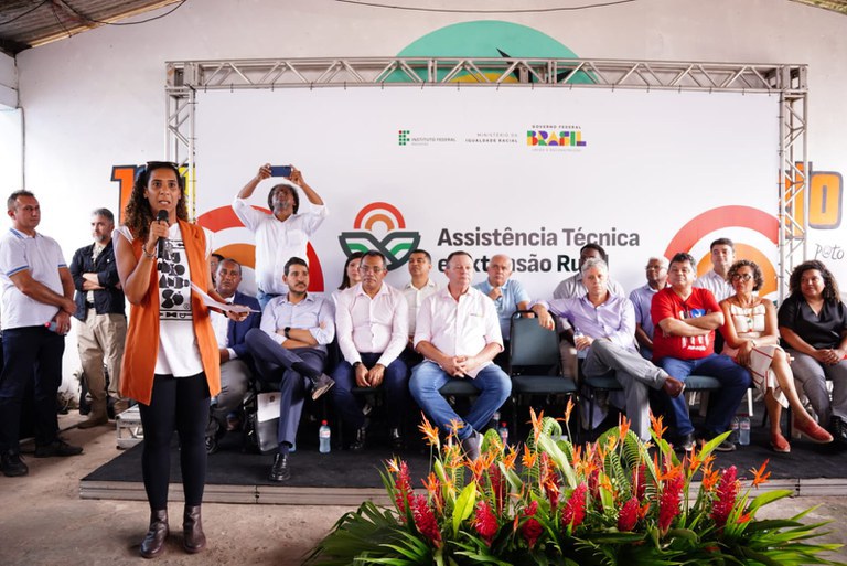Governo Federal lança parceria de R$ 5 milhões em Alcântara (MA) e ouve demandas da  comunidade local